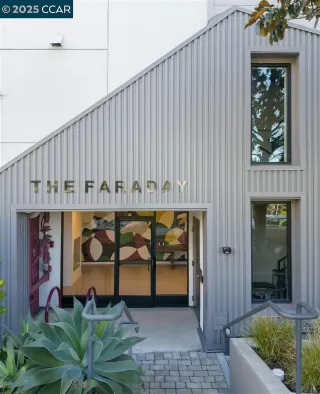 Photo #2: 41095054 Listing