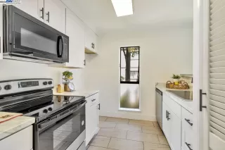 Photo #5: 41095101 Listing