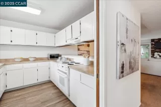 Photo #2: 41095150 Listing