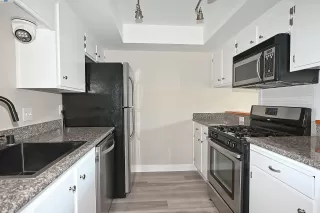 Photo #6: 41095177 Listing