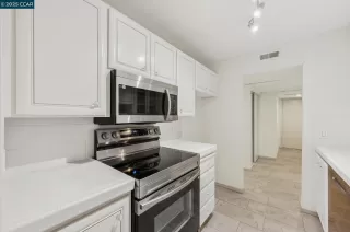 Photo #2: 41095182 Listing 