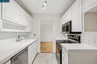 Photo #6: 41095182 Listing 