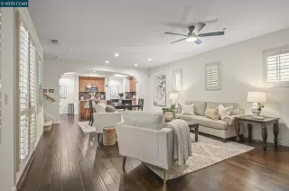 Photo #5: 41095218 Listing