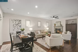 Photo #6: 41095218 Listing