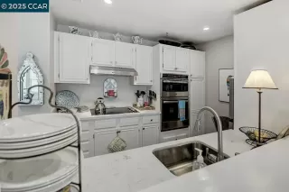 Photo #1: 41095264 Listing