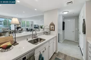 Photo #2: 41095264 Listing