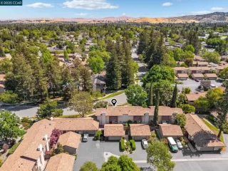 Photo #1: 41095273 Listing