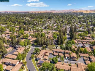 Photo #5: 41095273 Listing