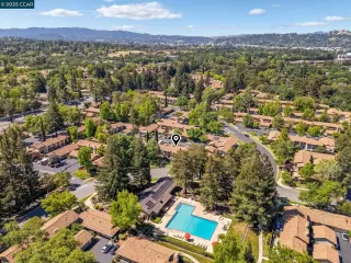 Photo #6: 41095273 Listing