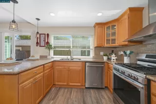 Photo #2: 41095275 Listing 