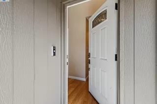 Photo #1: 41095284 Listing 