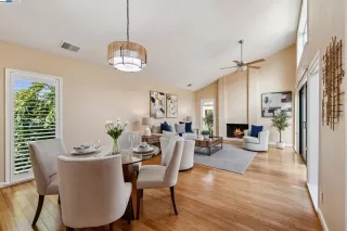 Photo #2: 41095284 Listing 