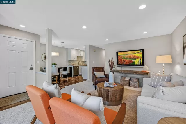 MLS: 41095295 Condo For Sale