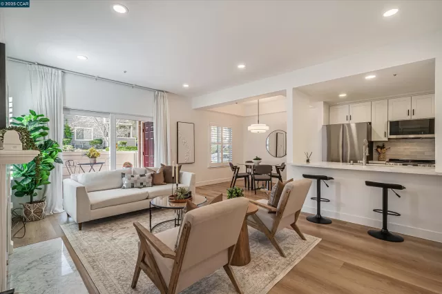 MLS: 41095349 Condo For Sale