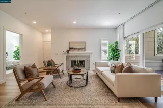 Photo #2: 41095349 Listing