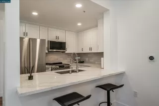 Photo #5: 41095349 Listing