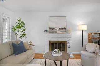 Photo #6: 41095502 Listing 