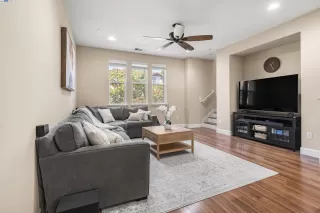 Photo #5: 41095550 Listing