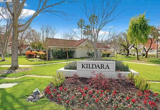 MLS: 41095552 Condo For Sale