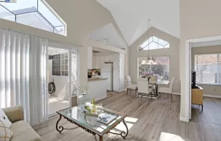 Photo #5: 41095552 Listing