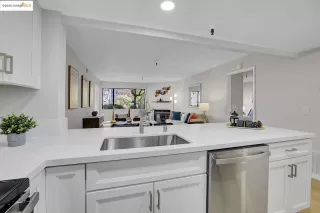 Photo #4: 41095553 Listing