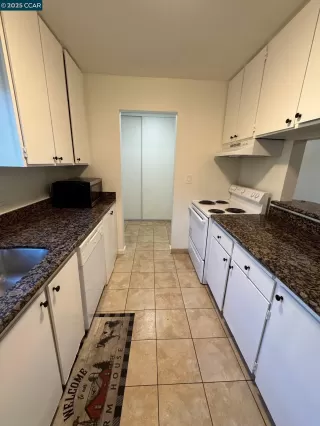 Photo #5: 41095837 Listing 