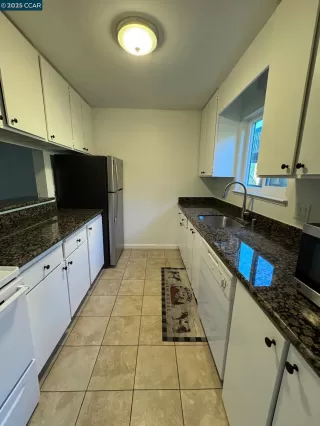 Photo #6: 41095837 Listing 