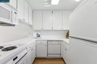 Photo #5: 41095881 Listing 