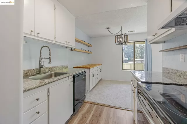 MLS: 41095886 Condo For Sale