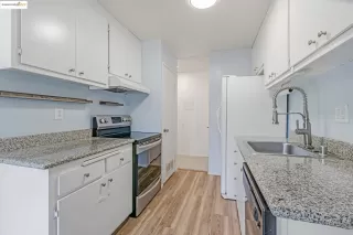 Photo #1: 41095886 Listing