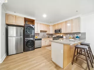 Photo #5: 41095929 Listing