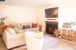 Photo #2: 41095938 Listing