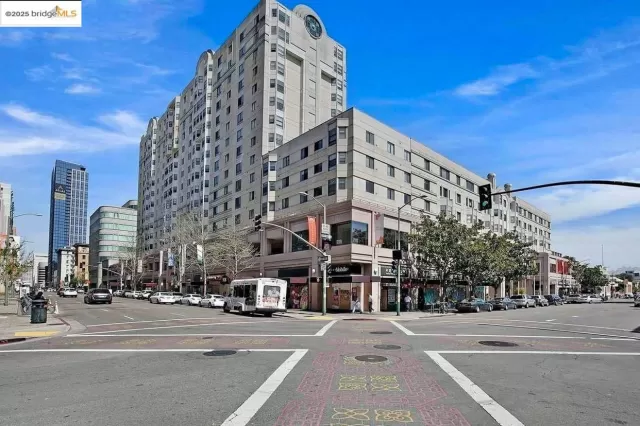 MLS: 41095992 Condo For Sale