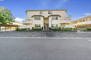 More Details about MLS # 41096271 : 5025 VALLEY CREST DR # 143