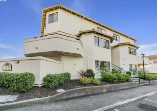 Photo #1: 41096271 Listing 