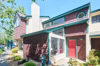 More Details about MLS # 41096485 : 606 BAYWOOD RD