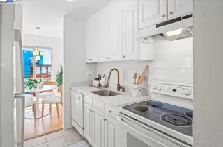 Photo #5: 41096497 Listing