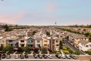 Photo #2: 41096500 Listing 