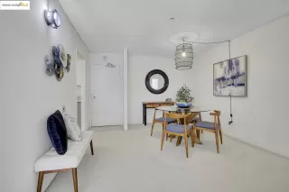 Photo #2: 41096554 Listing