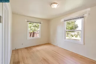 Photo #6: 41096611 Listing 