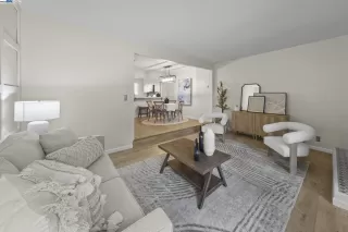 Photo #2: 41096614 Listing