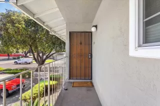 Photo #2: 41096629 Listing 