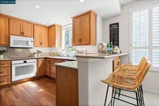 Photo #6: 41096735 Listing