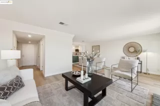 Photo #5: 41096818 Listing 