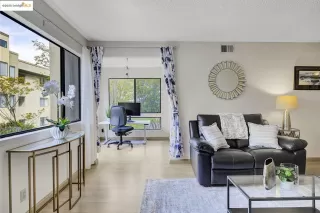 Photo #4: 41096868 Listing