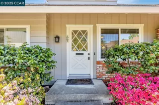 Photo #4: 41096920 Listing