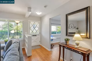 Photo #5: 41096920 Listing