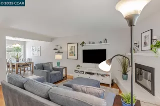 Photo #6: 41096920 Listing