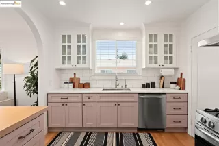 Photo #5: 41096942 Listing