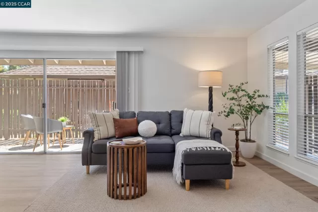 MLS: 41097131 Condo For Sale